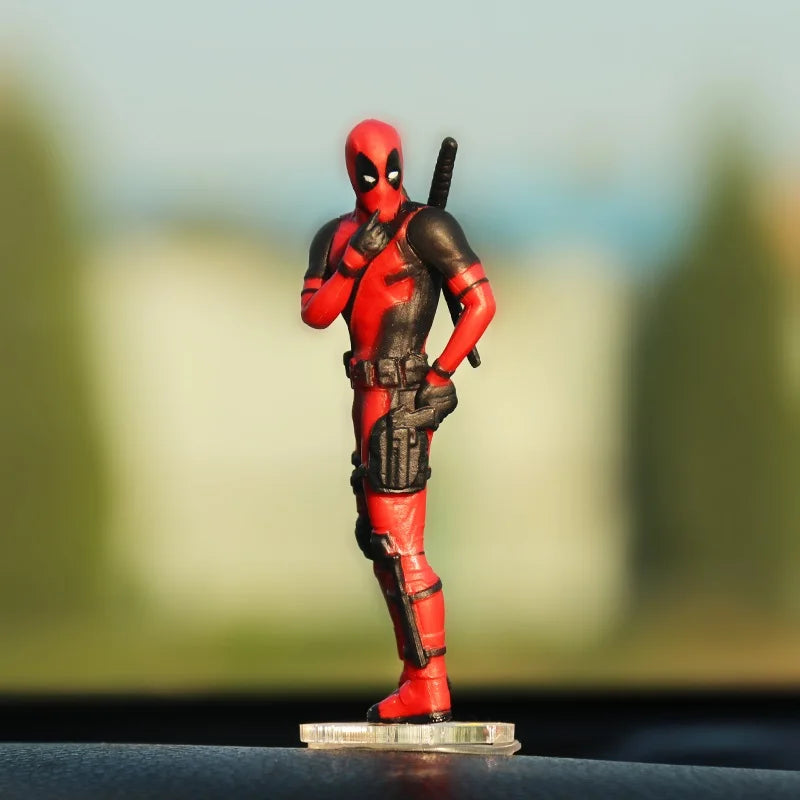 10 styles en option pour intérieur de voiture X-man Deadpool, tableau de bord automatique, rétroviseur, décoration, figurine humoristique, cadeaux d'anime amusants